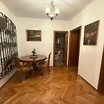 Cismigiu Bralyf Art Center